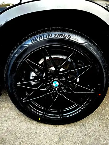 BMW X3 view 13