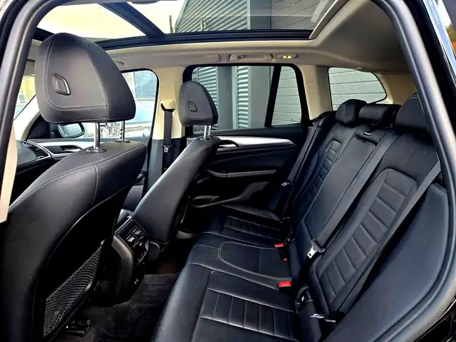 BMW X3 view 15