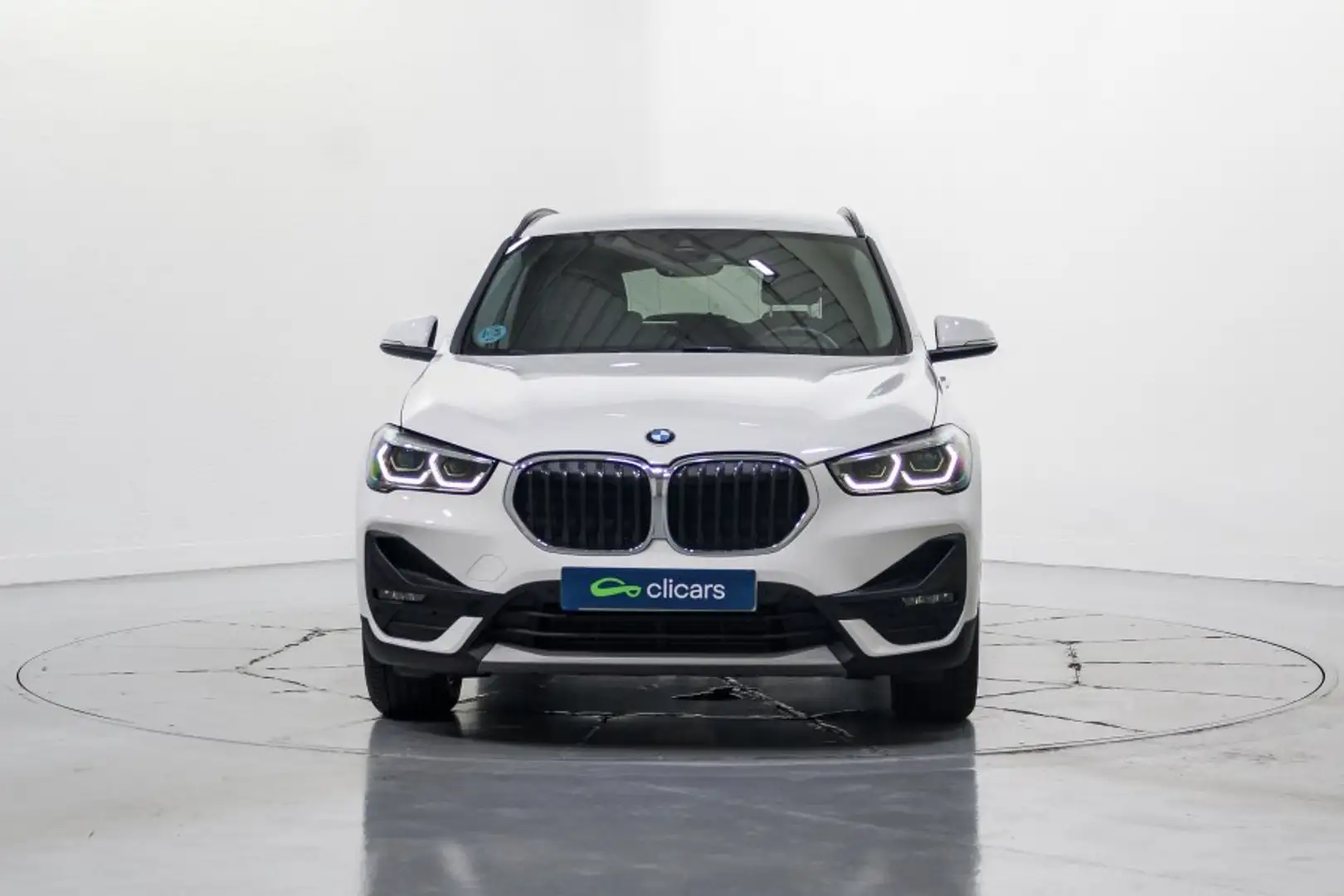BMW X1 sDrive 18dA Corporate Wit - 2