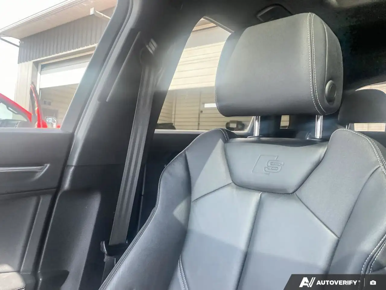 Audi Q3 снимка Audi Q3