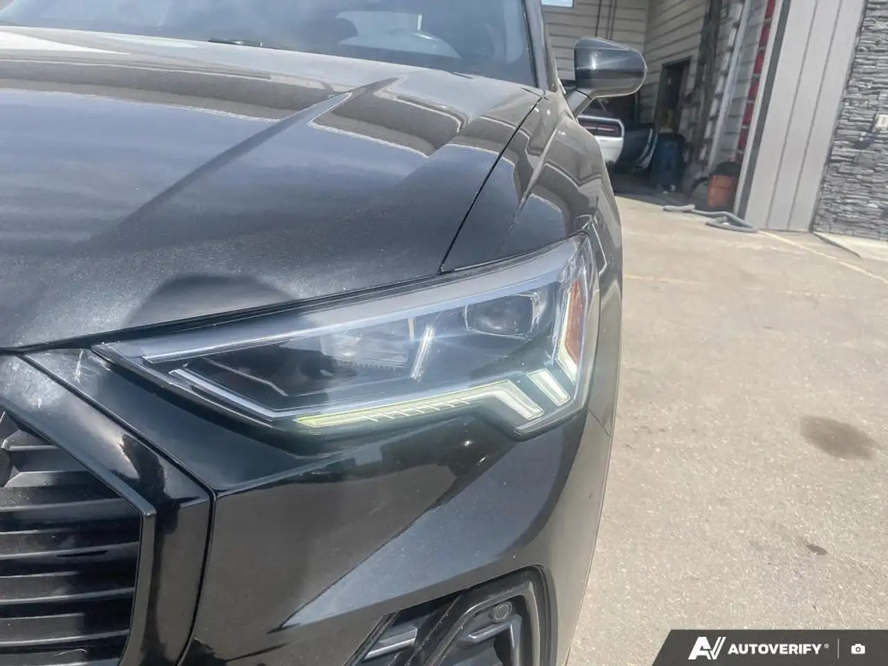 Audi Q3 снимка Audi Q3