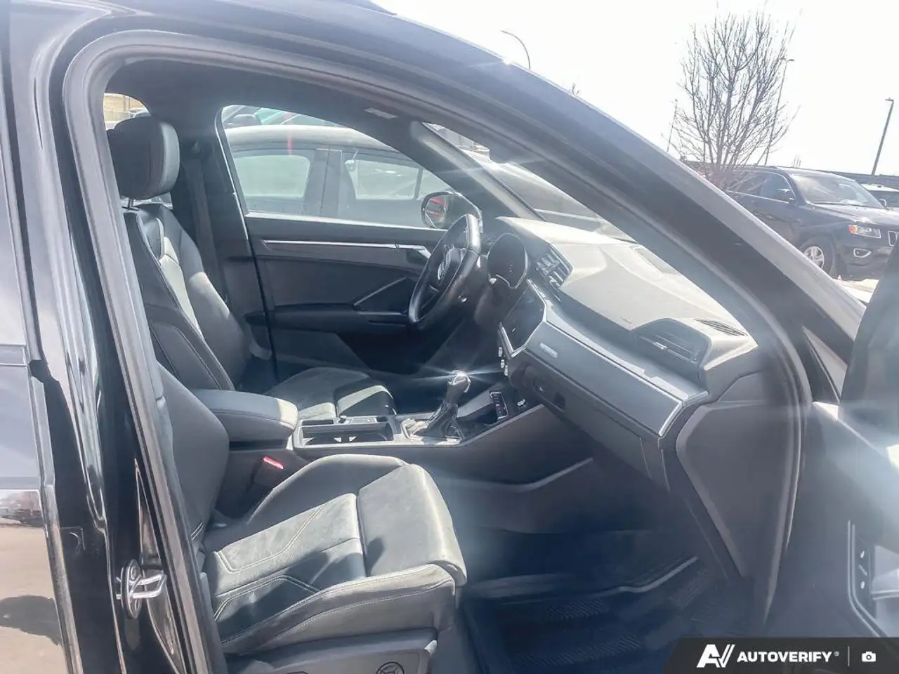 Audi Q3 снимка Audi Q3