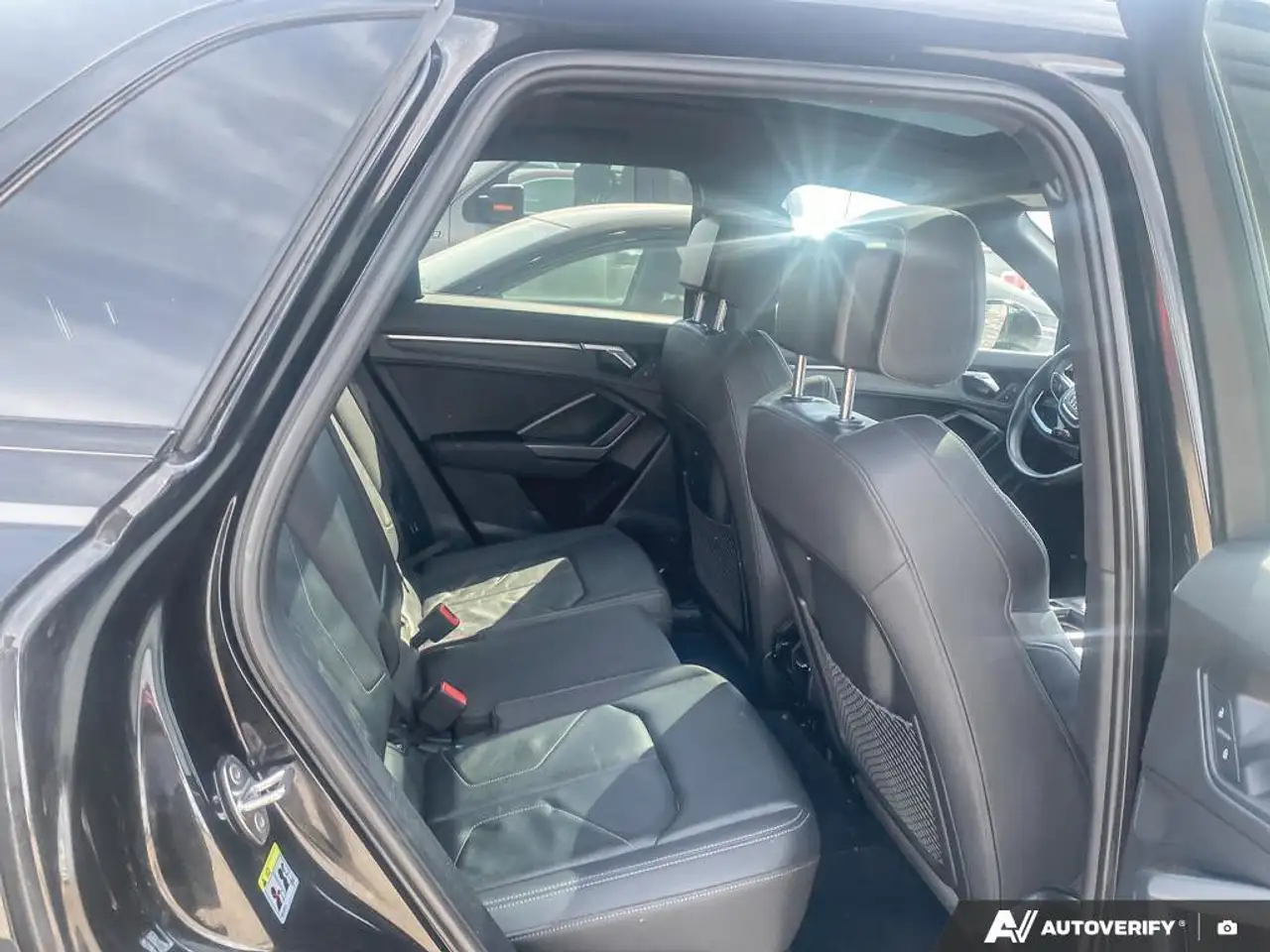 Audi Q3 снимка Audi Q3