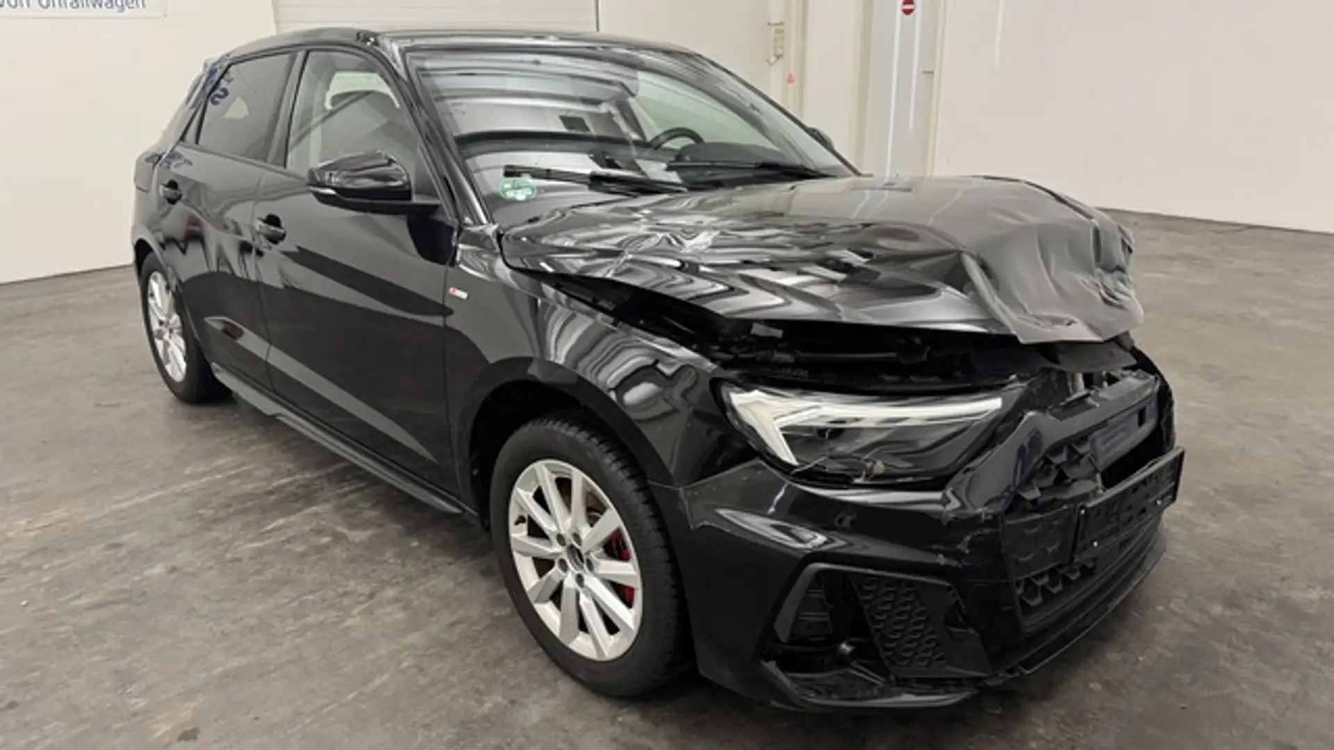 Audi A1 30 TFSI S line S-Tronic *Navi*SHZ*Climatronic* Zwart - 1