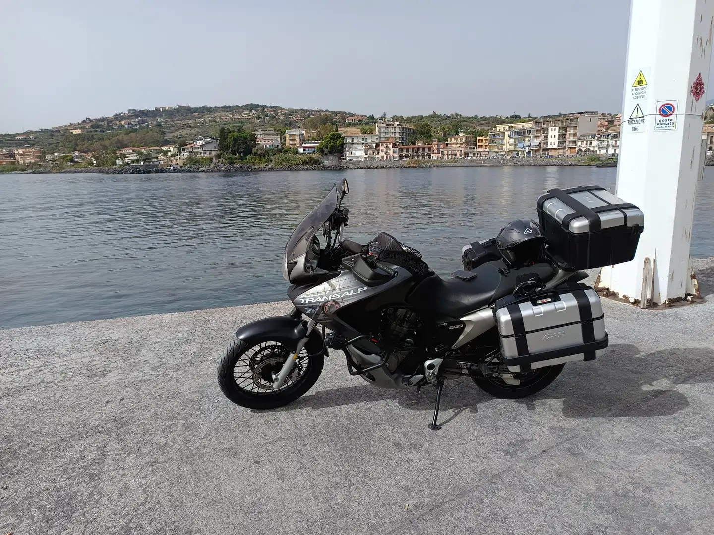 Honda Transalp Černá - 1