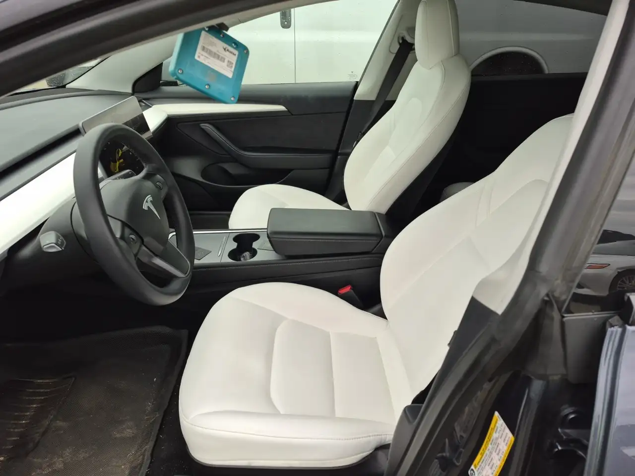 Tesla Model 3 photo Tesla Model 3