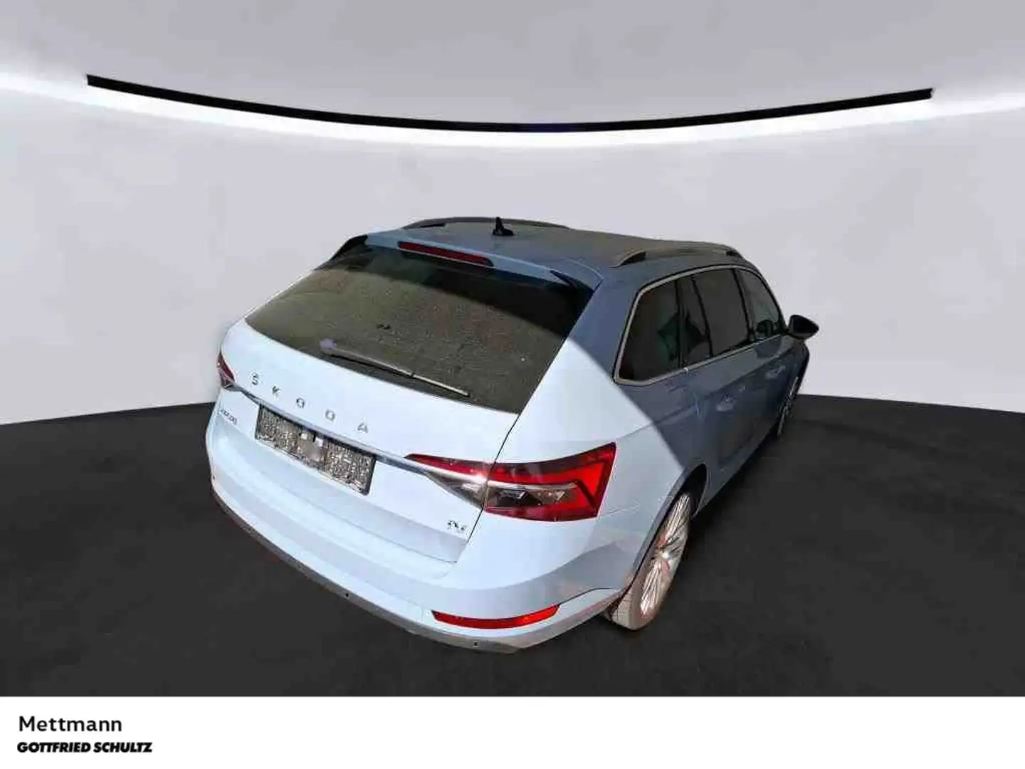 Skoda Superb Combi 1.4 TSI Style iV DSG NAVI AHK SHZ Grau - 2
