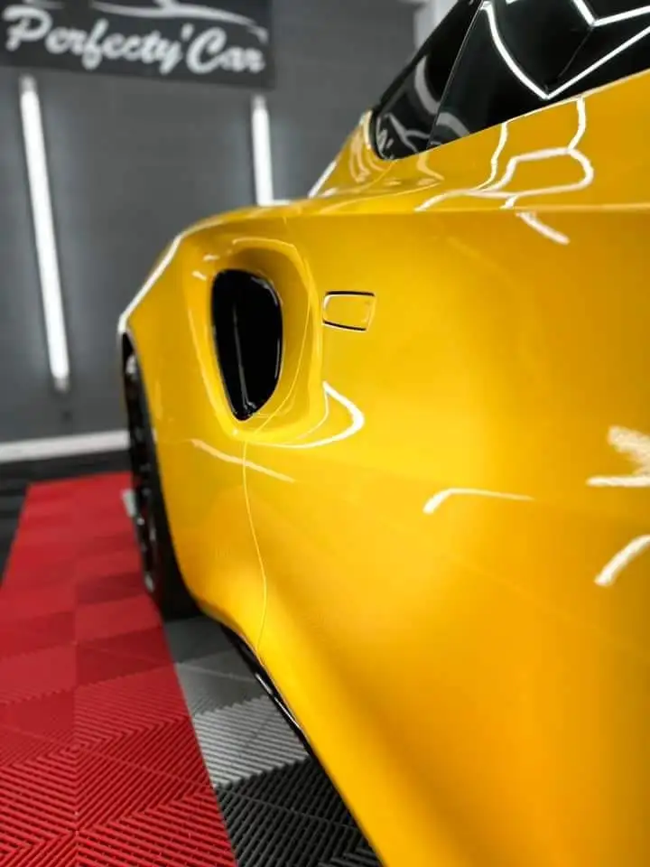 Lotus Emira 2023