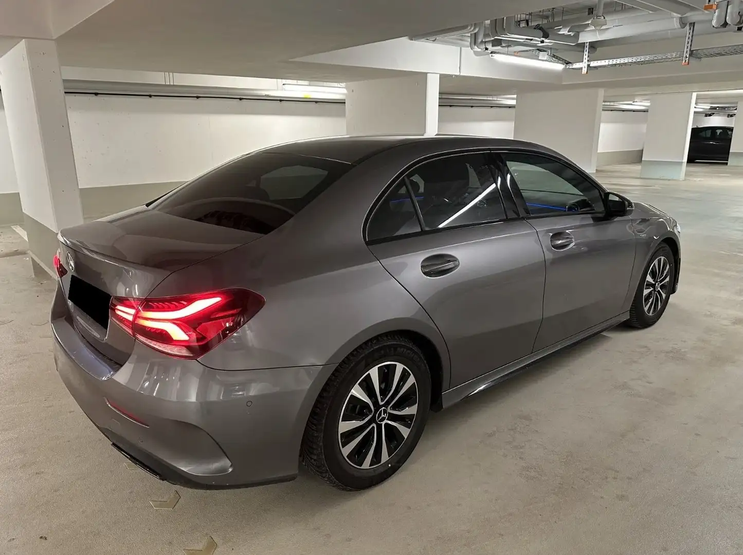 Mercedes-Benz A 200 A 200 Limousine Aut. Grau - 2