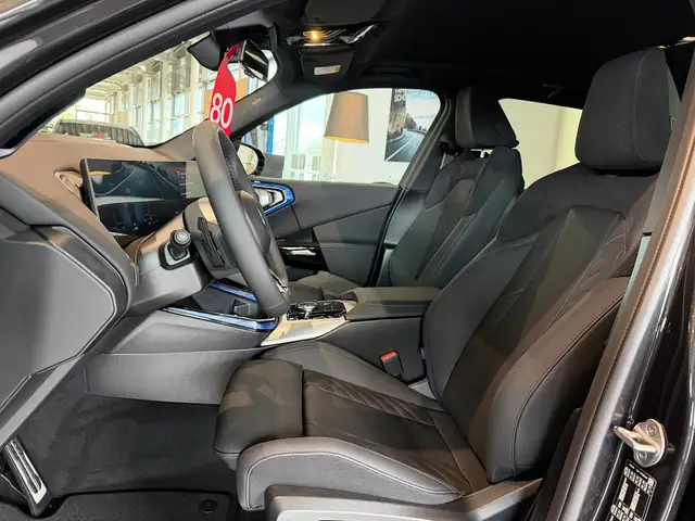 BMW X3 view 14