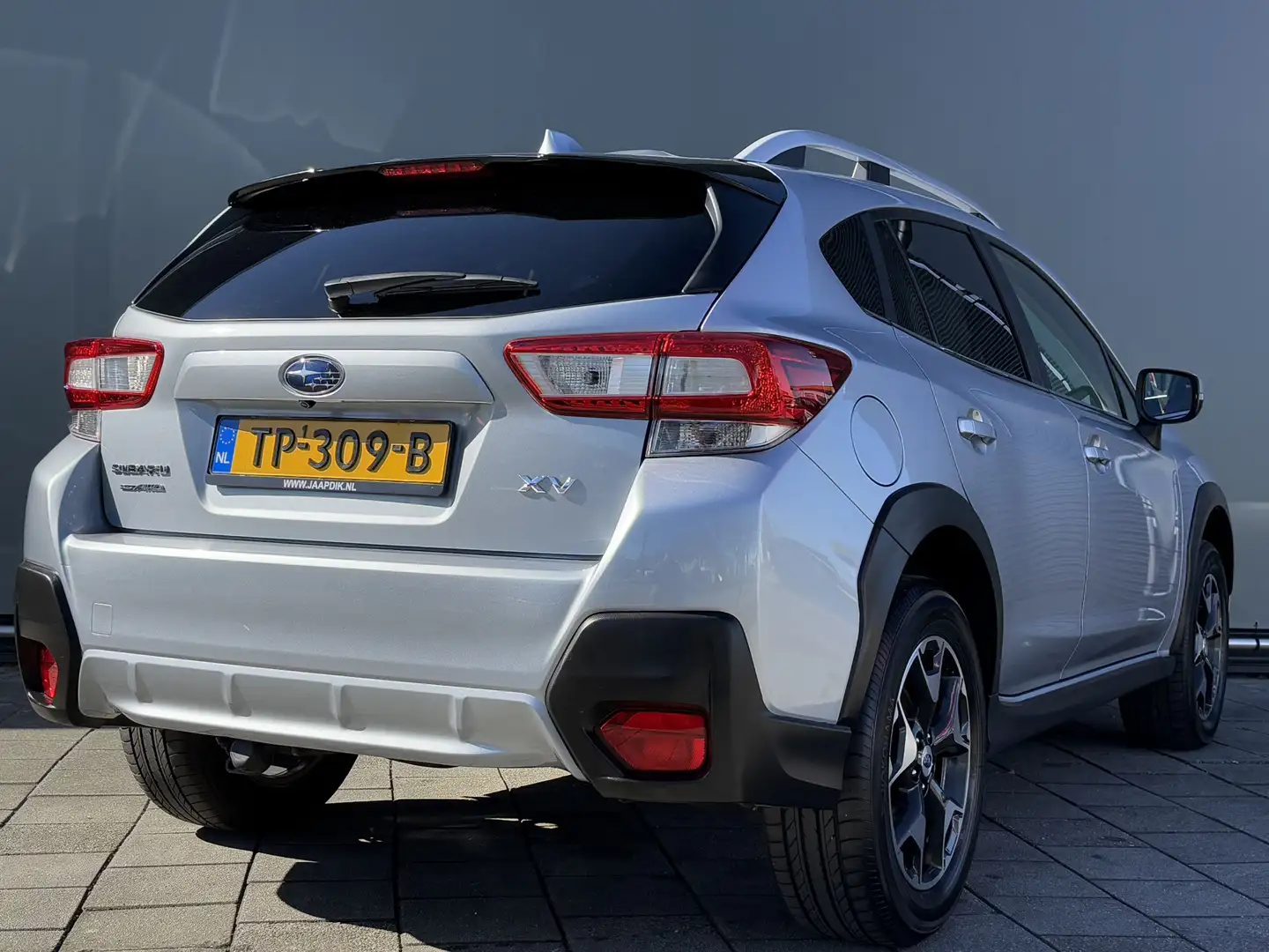 Subaru XV BWJ 2018 | 1.6i 115PK Comfort AUTOMAAT | CAMERA | Grijs - 2