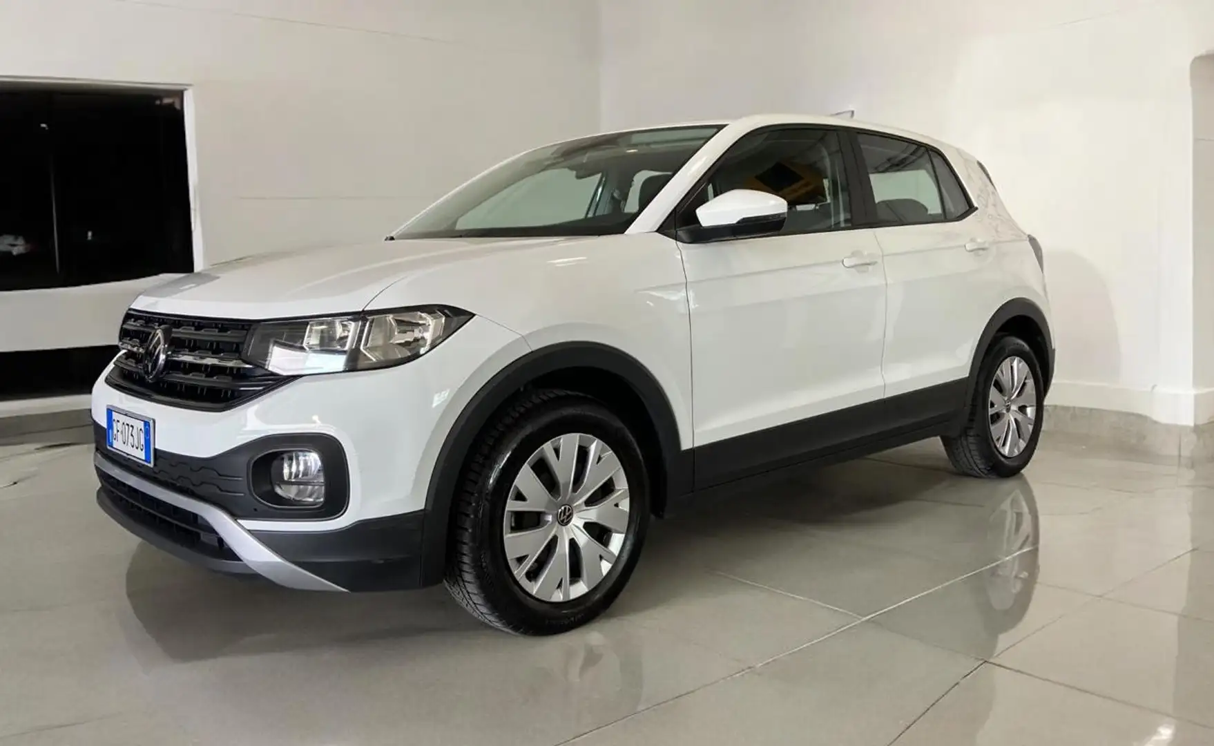 Volkswagen T-Cross 1.0 TSI Sport Wit - 1