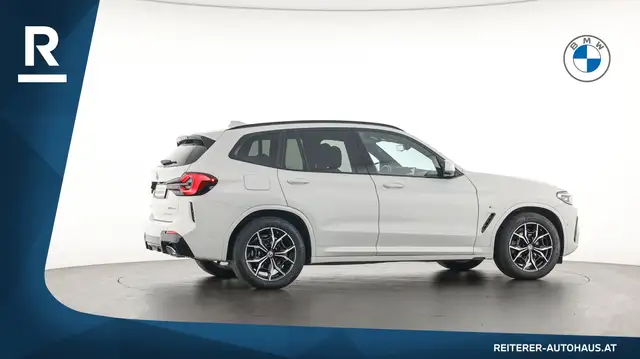 BMW X3 view 13