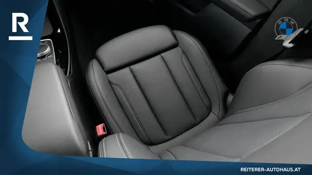 BMW X3 view 22