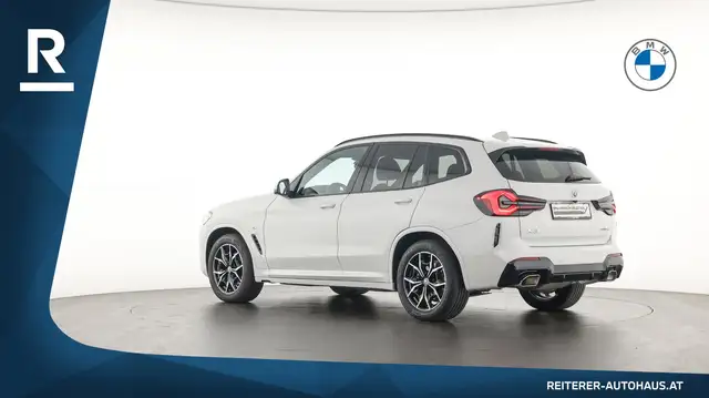 BMW X3 view 8