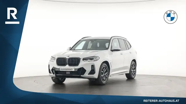 BMW X3 view 3
