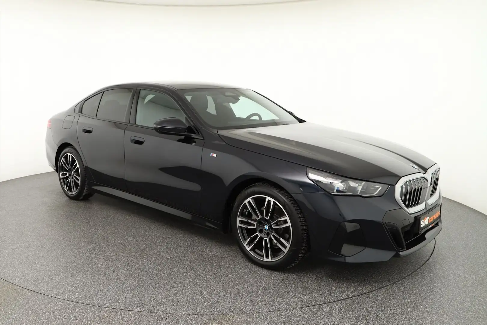 BMW 520 i M Sport Lt|ACC|PAs+360ha&ka|4xSHZ|el.Si Schwarz - 1