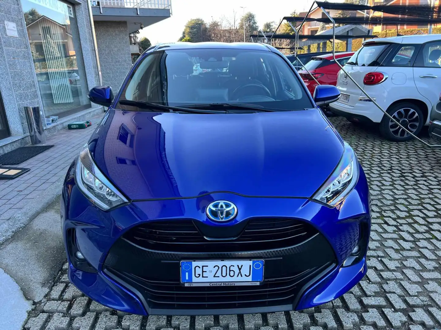Toyota Yaris 1.5 Hybrid 5 porte Premiere unico prop. Blu/Azzurro - 2