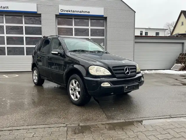 Mercedes-Benz ML 270 M-Klasse / Automatik / AHK
