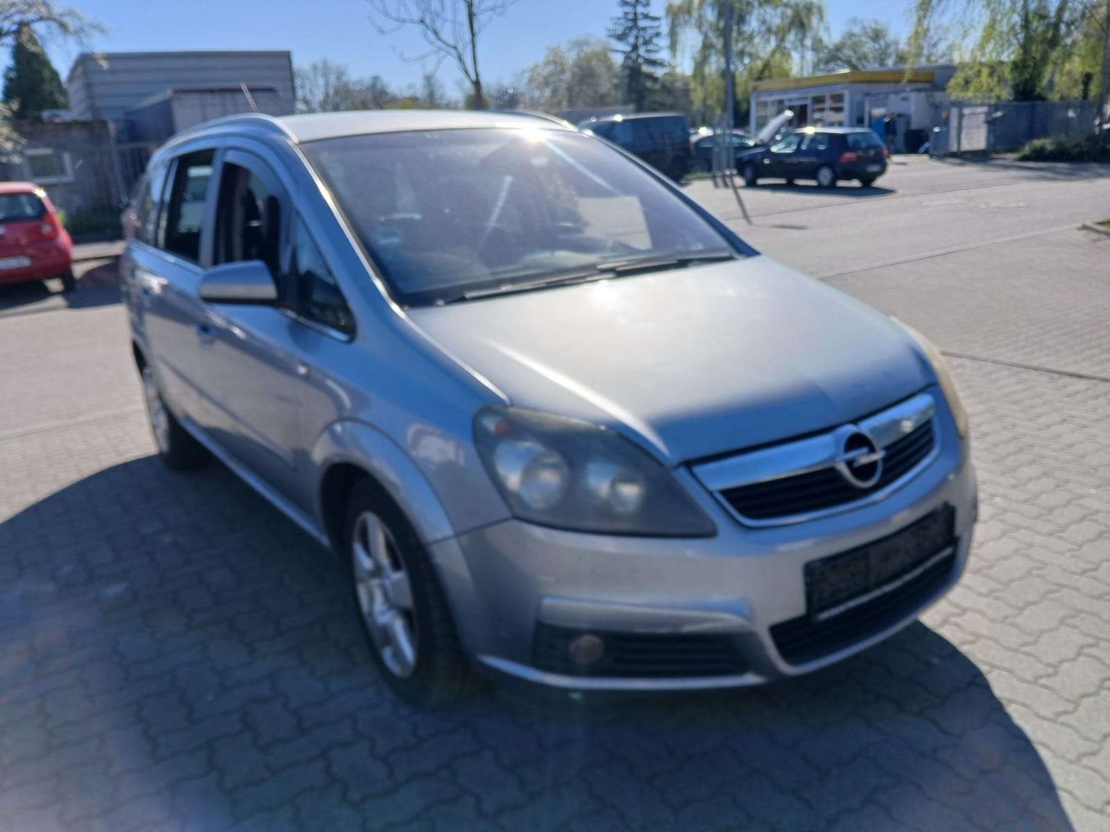 Second hand Opel Zafira 1.9 cdti