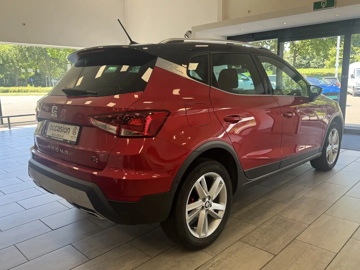 SEAT Arona 1.0 TSI FR Launch Edition | 12 MDN GARANTIE | FULL Rood - 2