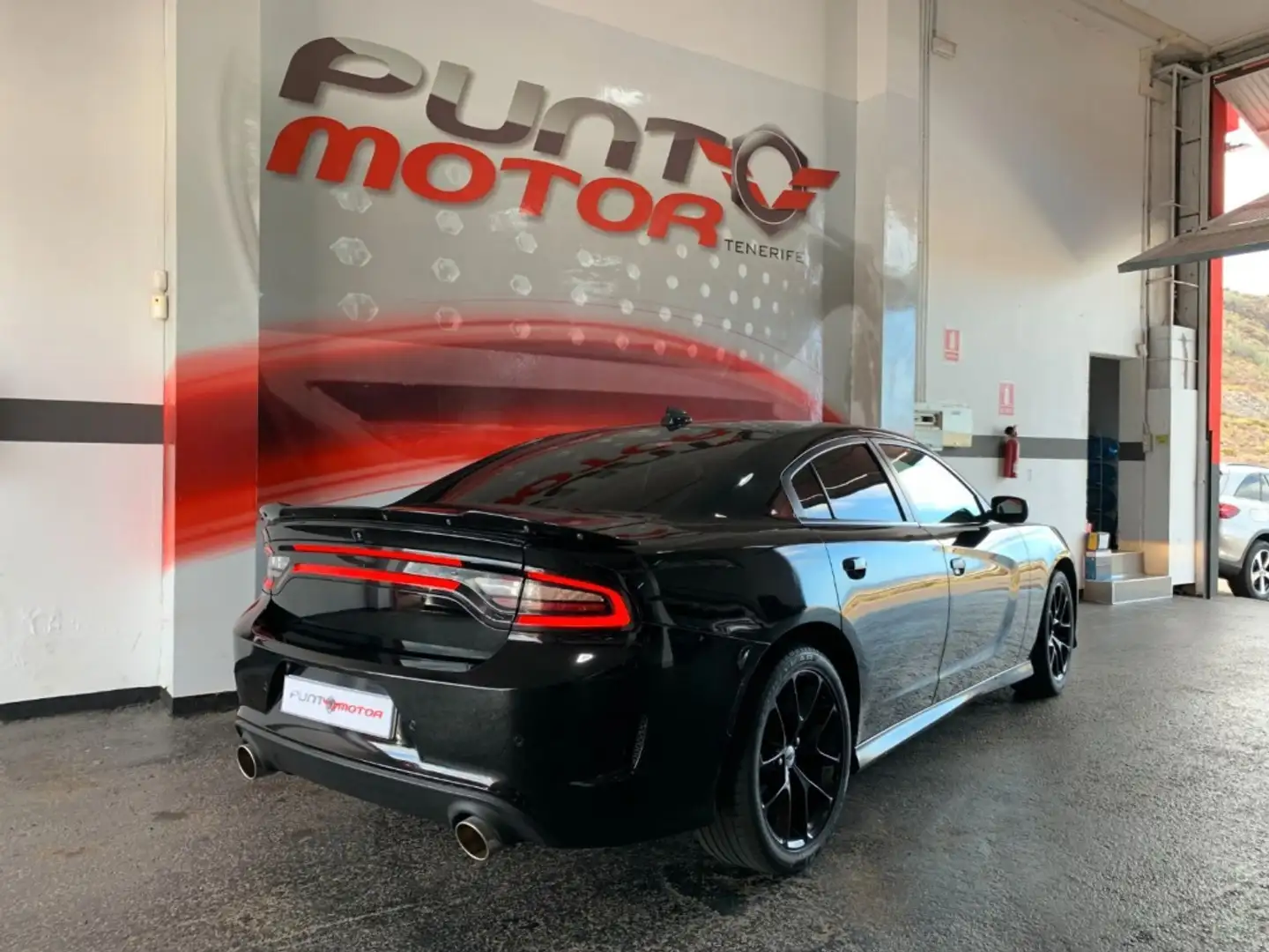 Dodge Challenger SRT Hellcat Redeye Negro - 2