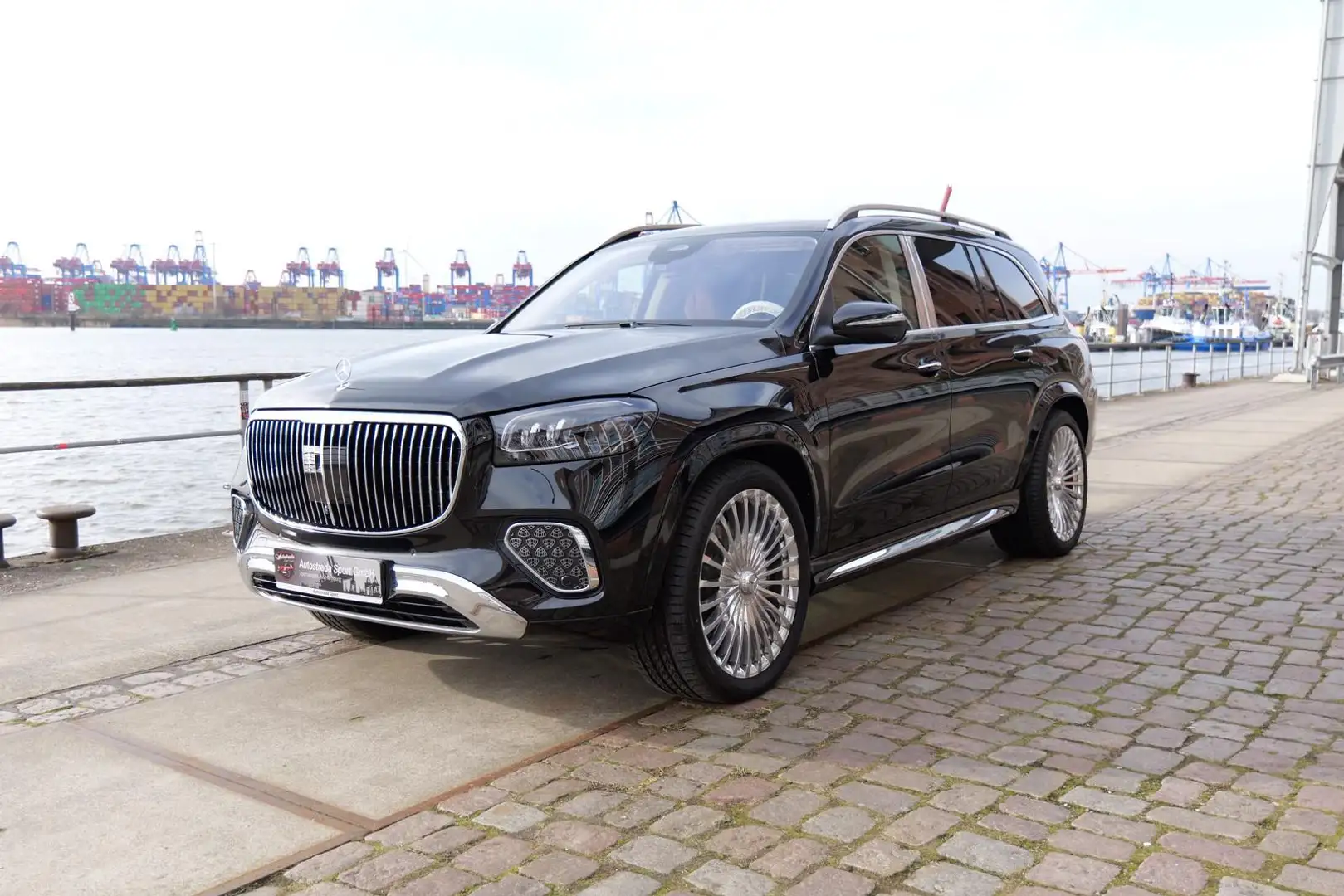 Mercedes-Benz GLS 600 Maybach 4Matic First-Class-Paket Schwarz - 1
