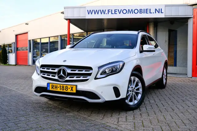 Mercedes-Benz GLA 180 Business Solution Aut. Navi|Half Leder|Cam|Clima|L