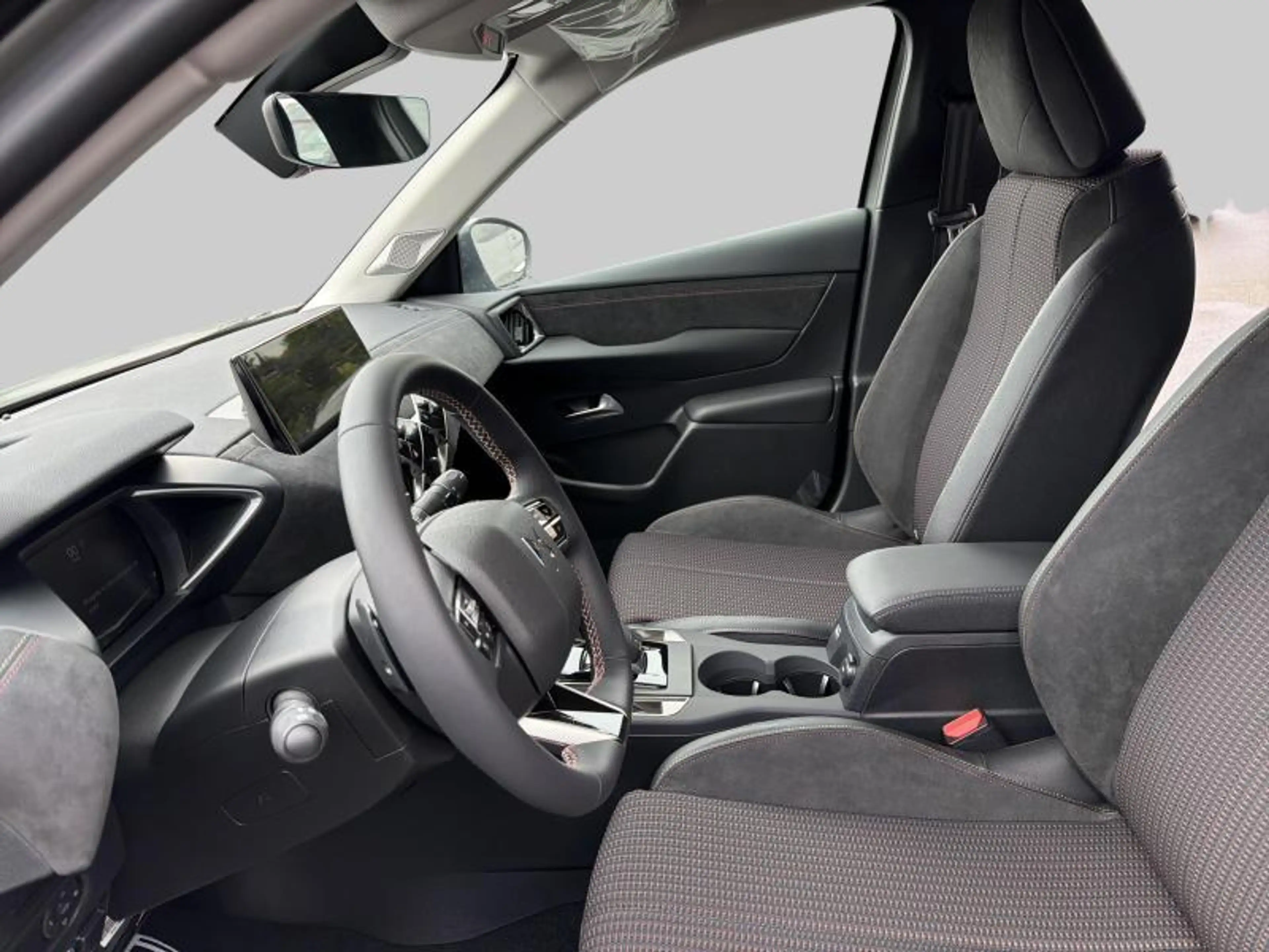 DS Automobiles DS 3 PERFOMANCE LINE + — photo 10