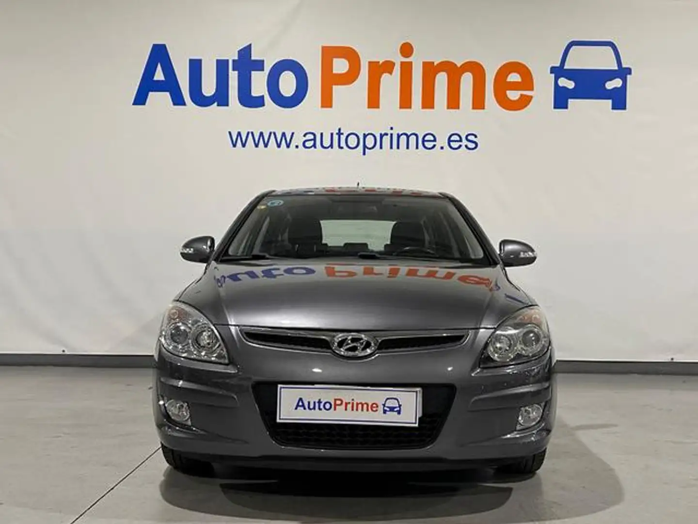 Hyundai i30 1.4 Classic GL Gris - 2