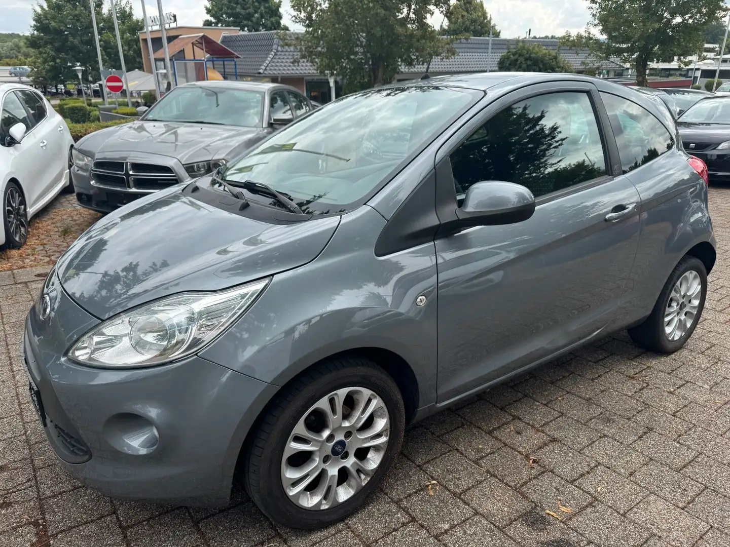 Ford Ka/Ka+ Titanium *KLIMA*ZAHNRIEMEN*TÜV 02/27* Grigio - 1