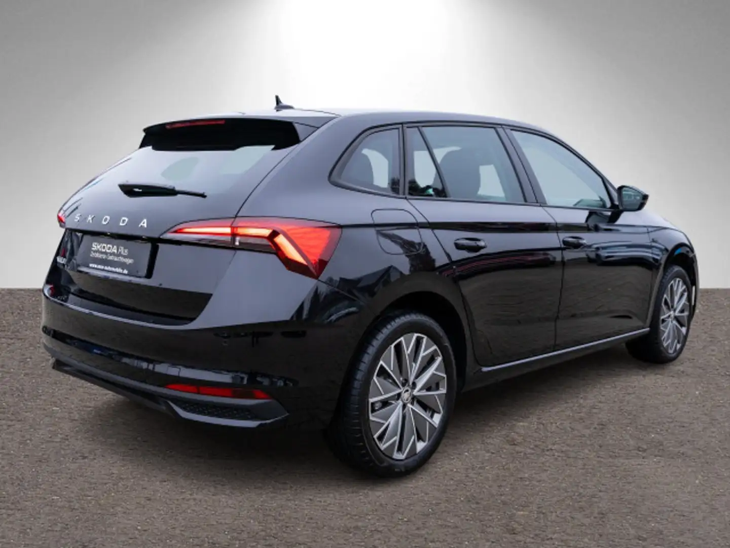 Skoda Scala Selection 1.0 TSI DSG LED Navi PDC SHZ AHK Schwarz - 2