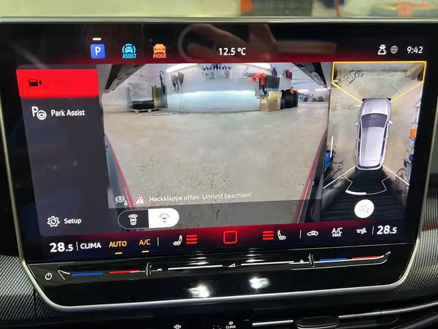 Volkswagen Golf view 12