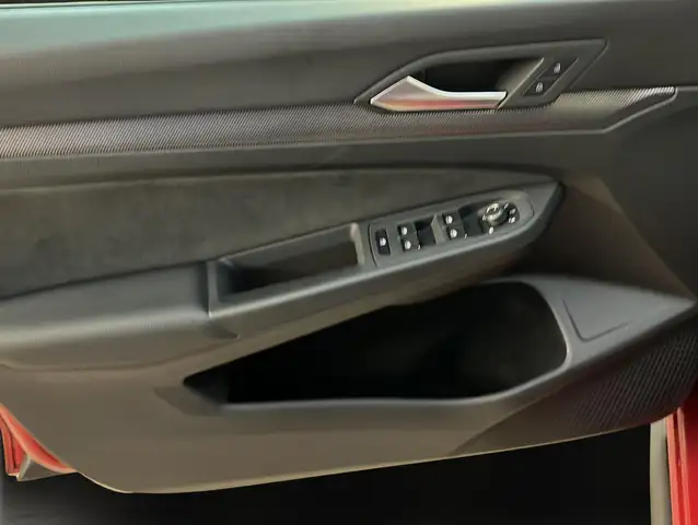 Volkswagen Golf view 5