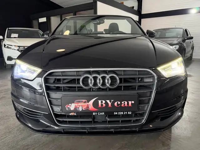Audi A3 Cabriolet view 3