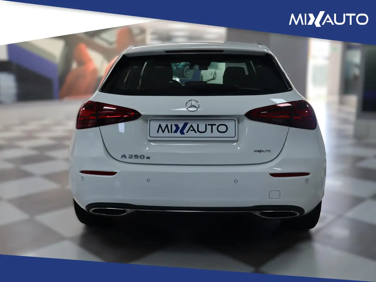 Mercedes-Benz A 250 E PHEV Progressive Advanced AUTO 4