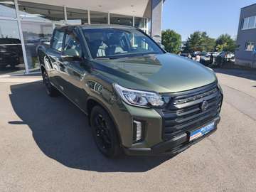 2.2 D BLACKLINGE 4WD 6AT