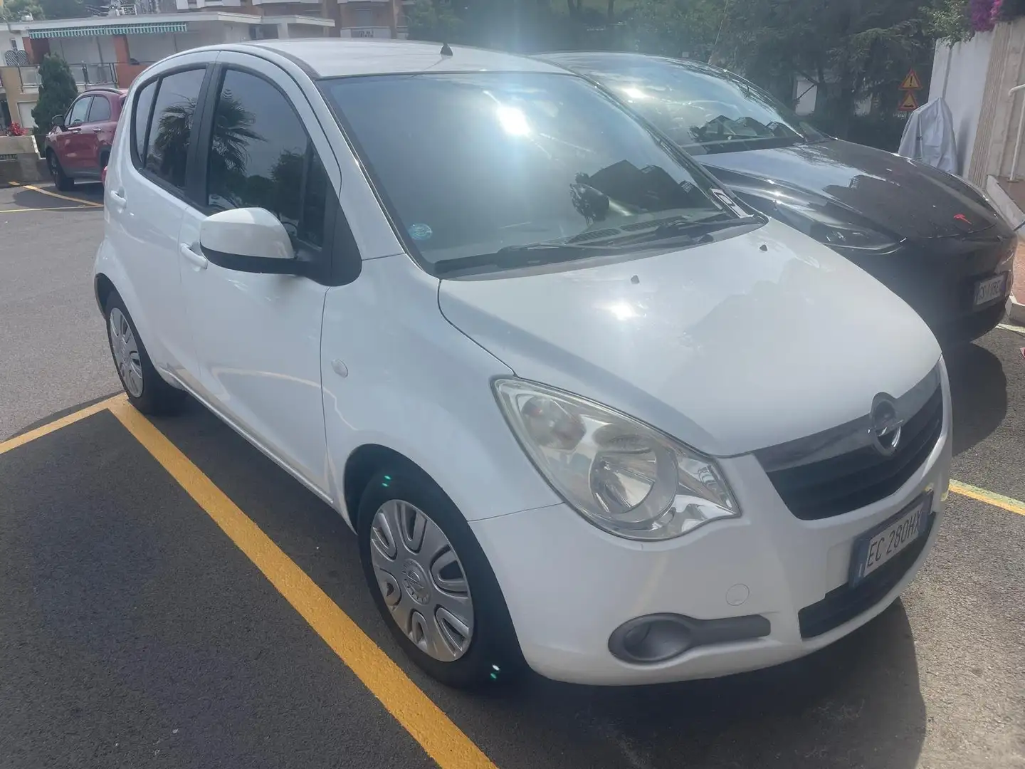 Opel Agila Agila 1.0 12v Enjoy 68cv Bianco - 1