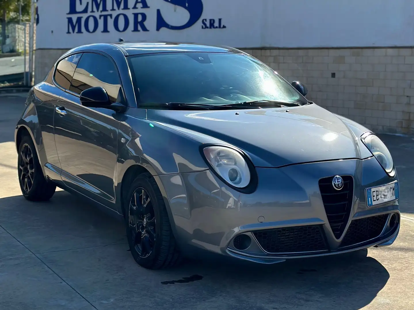 Alfa Romeo MiTo MiTo 2010 1.6 jtdm Distinctive 120cv Šedá - 1