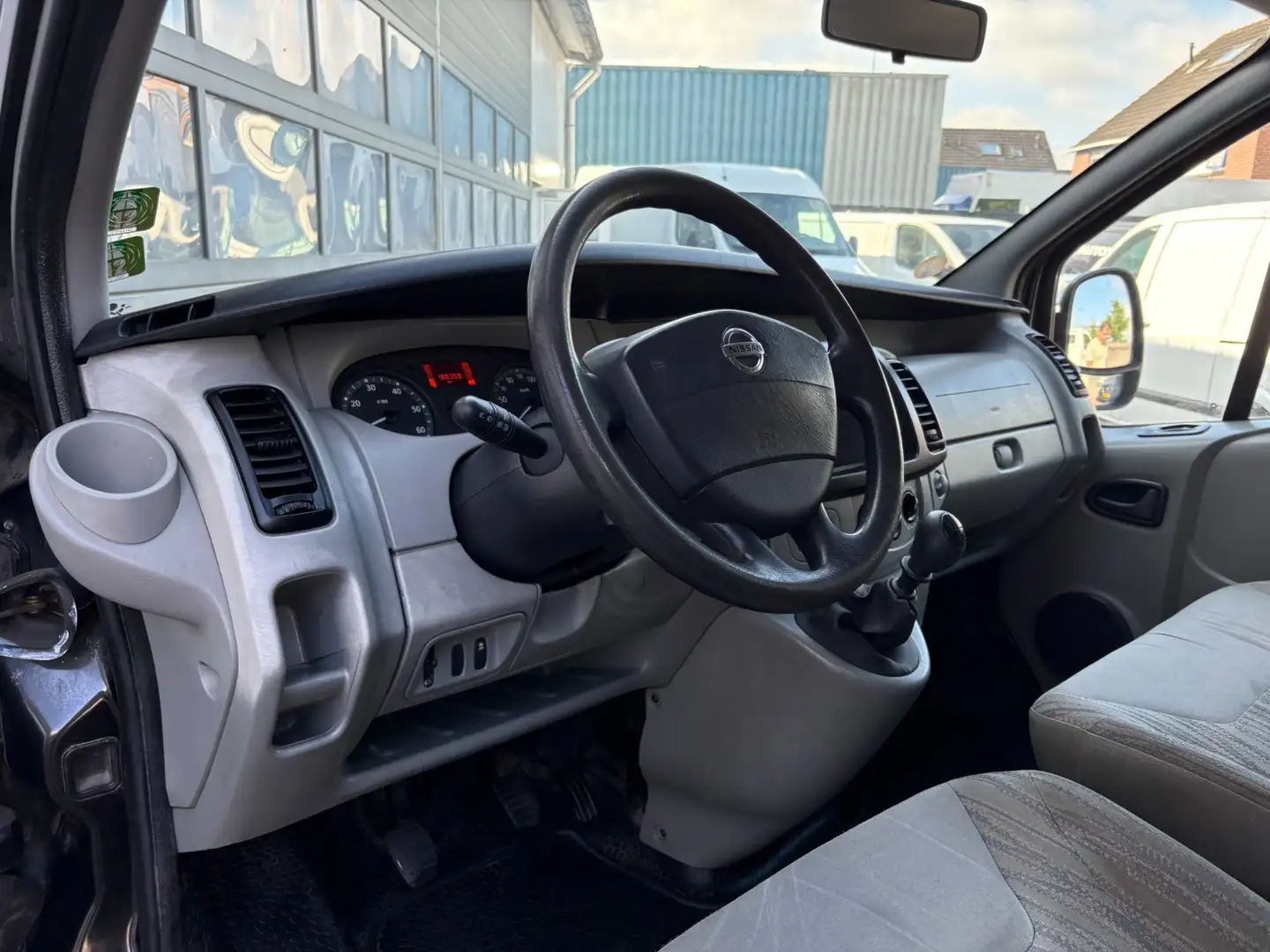 Nissan Primastar 2.0 dCi 114pk DC 6-pers. Airco Trekhaak MARGE! Zwart - 2