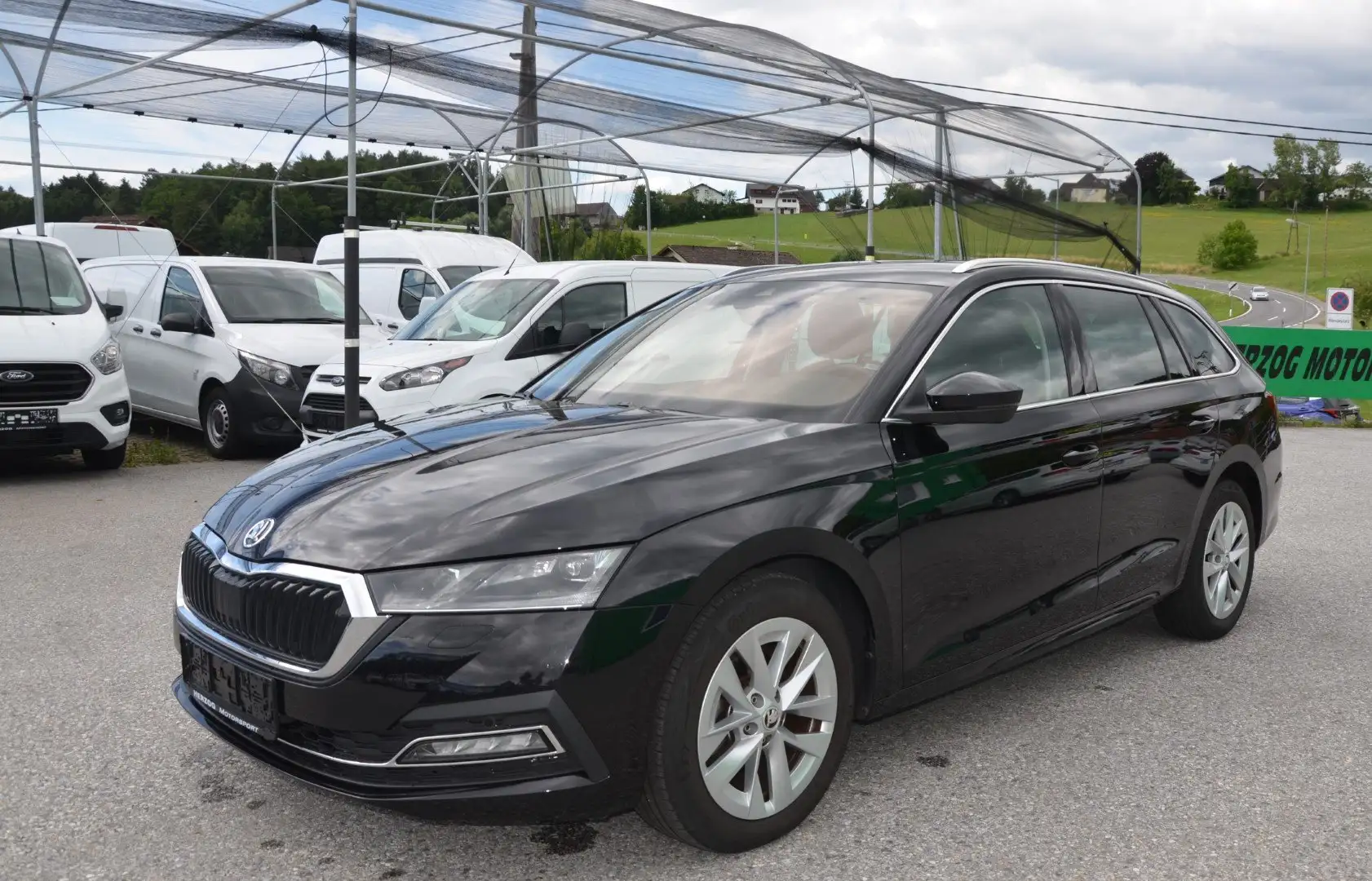 Skoda Octavia Combi 2,0 TDI DSG MATRIX VIRTUAL ACC MASSAGE 1.Bes Schwarz - 2