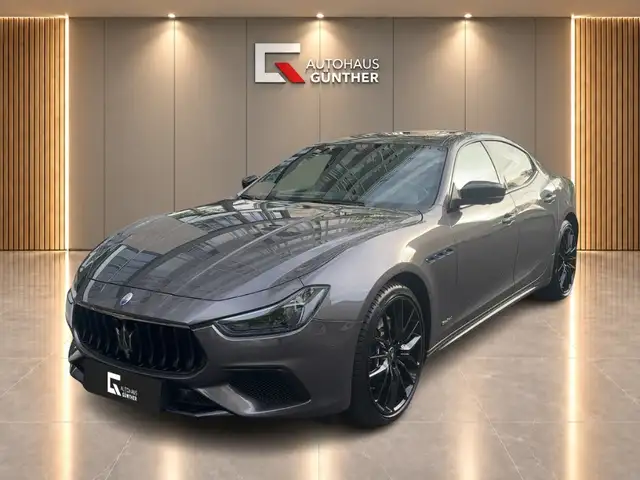 Maserati Ghibli Hybrid GranSport MY21 MHEV 330PS Premium Nerissimo