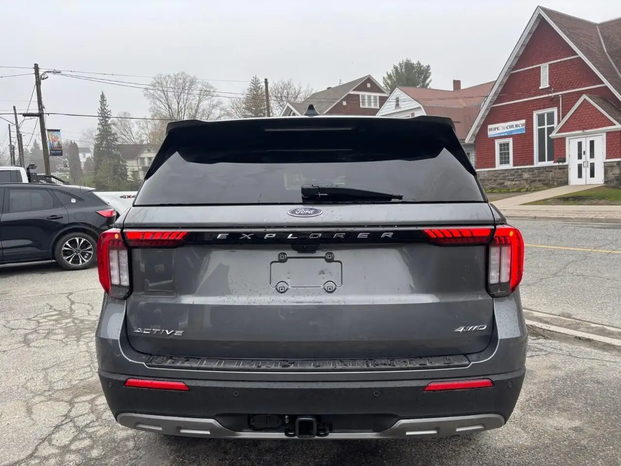 Ford Explorer снимка Ford Explorer