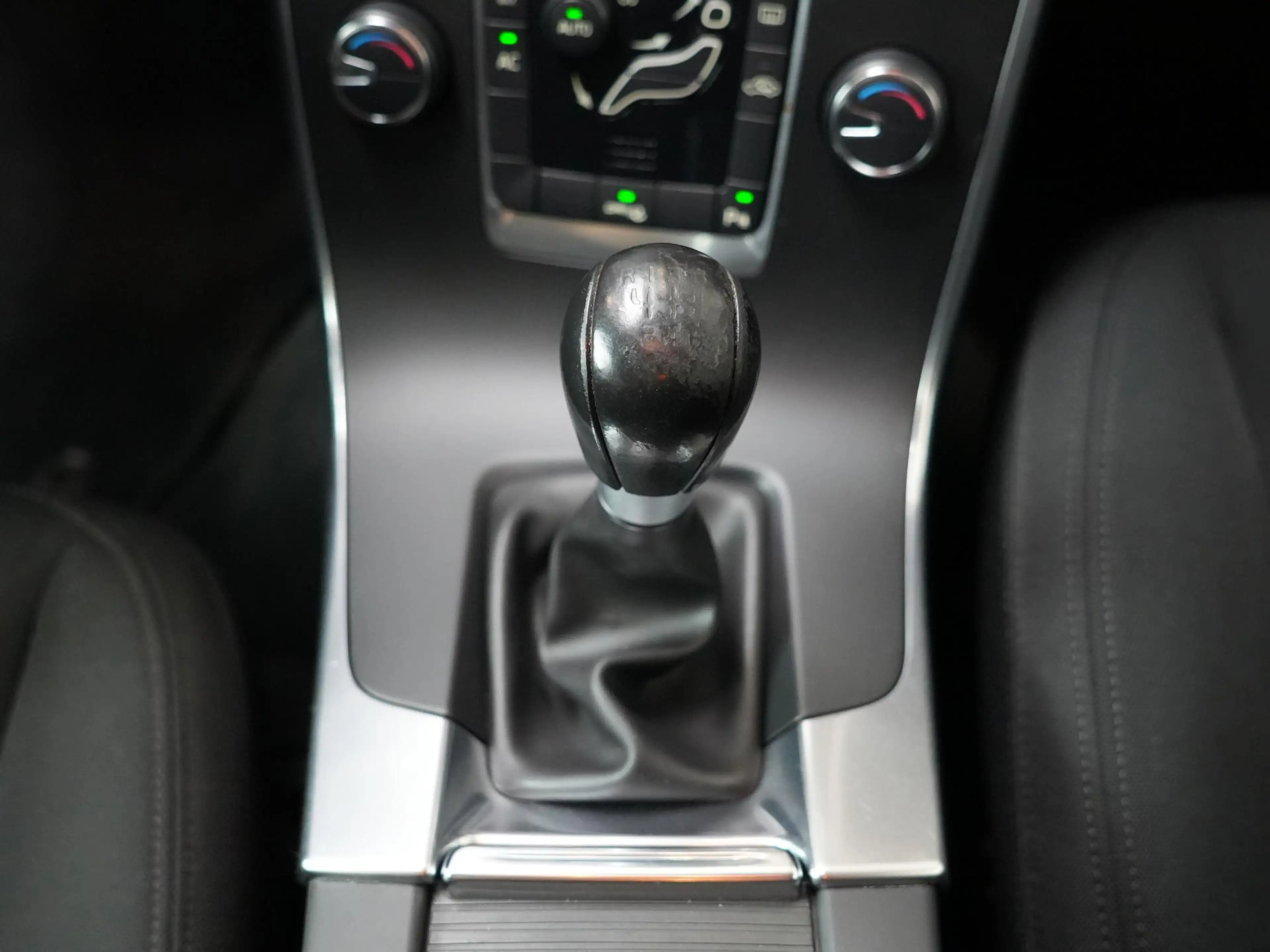 Volvo S60 1.6 T3 Kinetic ✅All Season✅Navi✅Clima✅Parkeersens✅ — photo 21