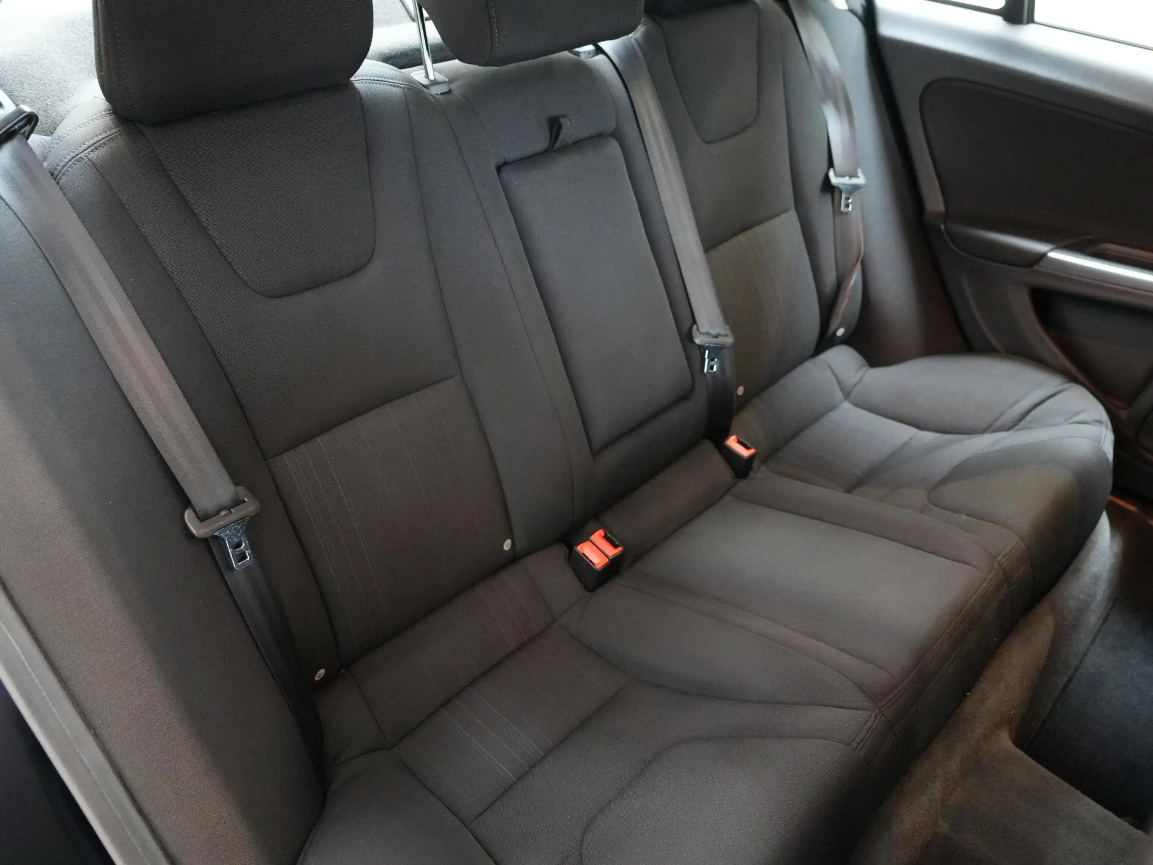 Volvo S60 1.6 T3 Kinetic ✅All Season✅Navi✅Clima✅Parkeersens✅ — photo 6