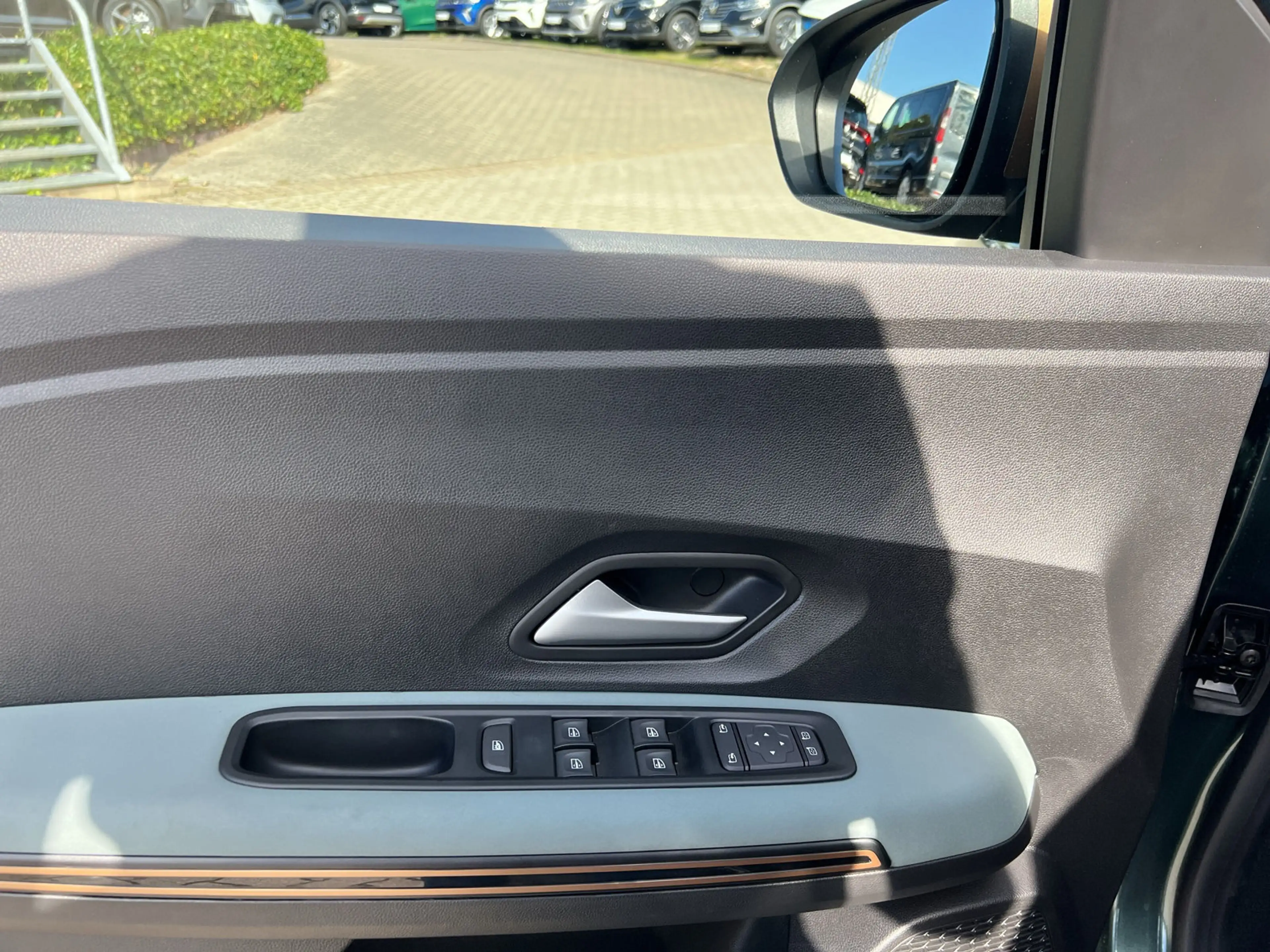 Dacia Sandero Stepway TCe 110 Extreme SHZ+RFK+LKHZ — photo 13