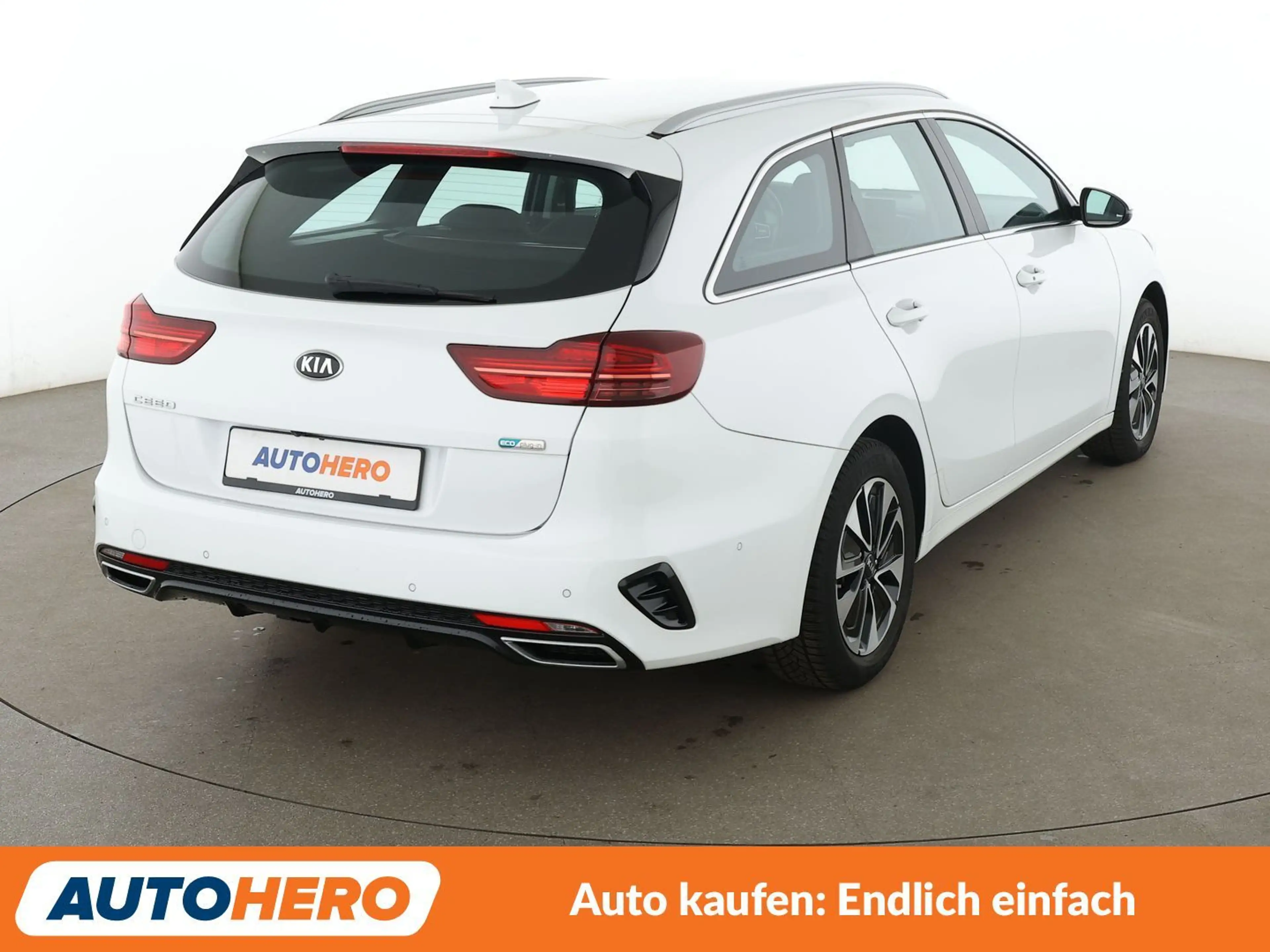 Kia Ceed / cee'd 1.6 Plug-in Hybrid Spirit Aut.*NAVI*LED*ACC*CAM* — photo 6