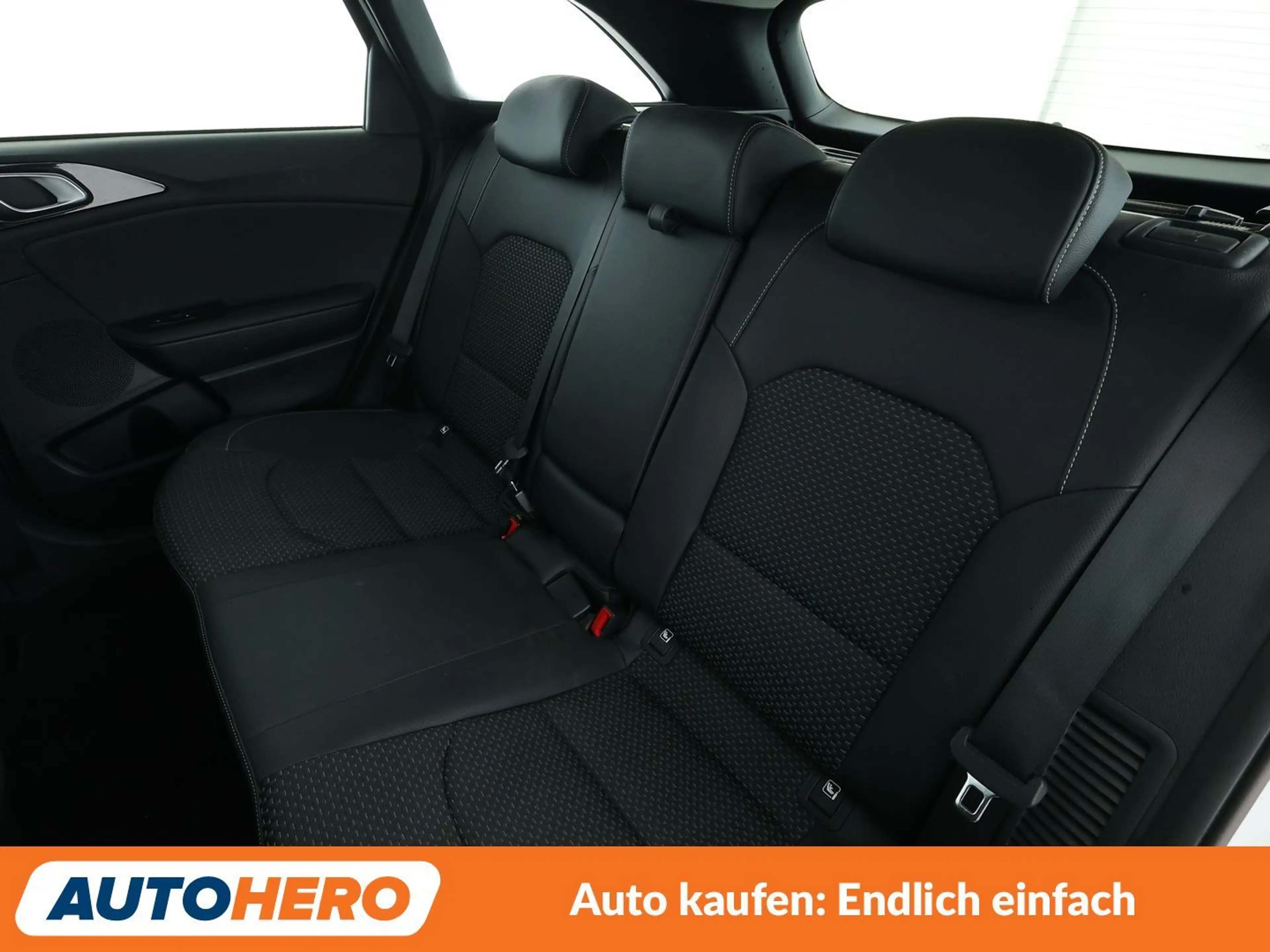 Kia Ceed / cee'd 1.6 Plug-in Hybrid Spirit Aut.*NAVI*LED*ACC*CAM* — photo 14