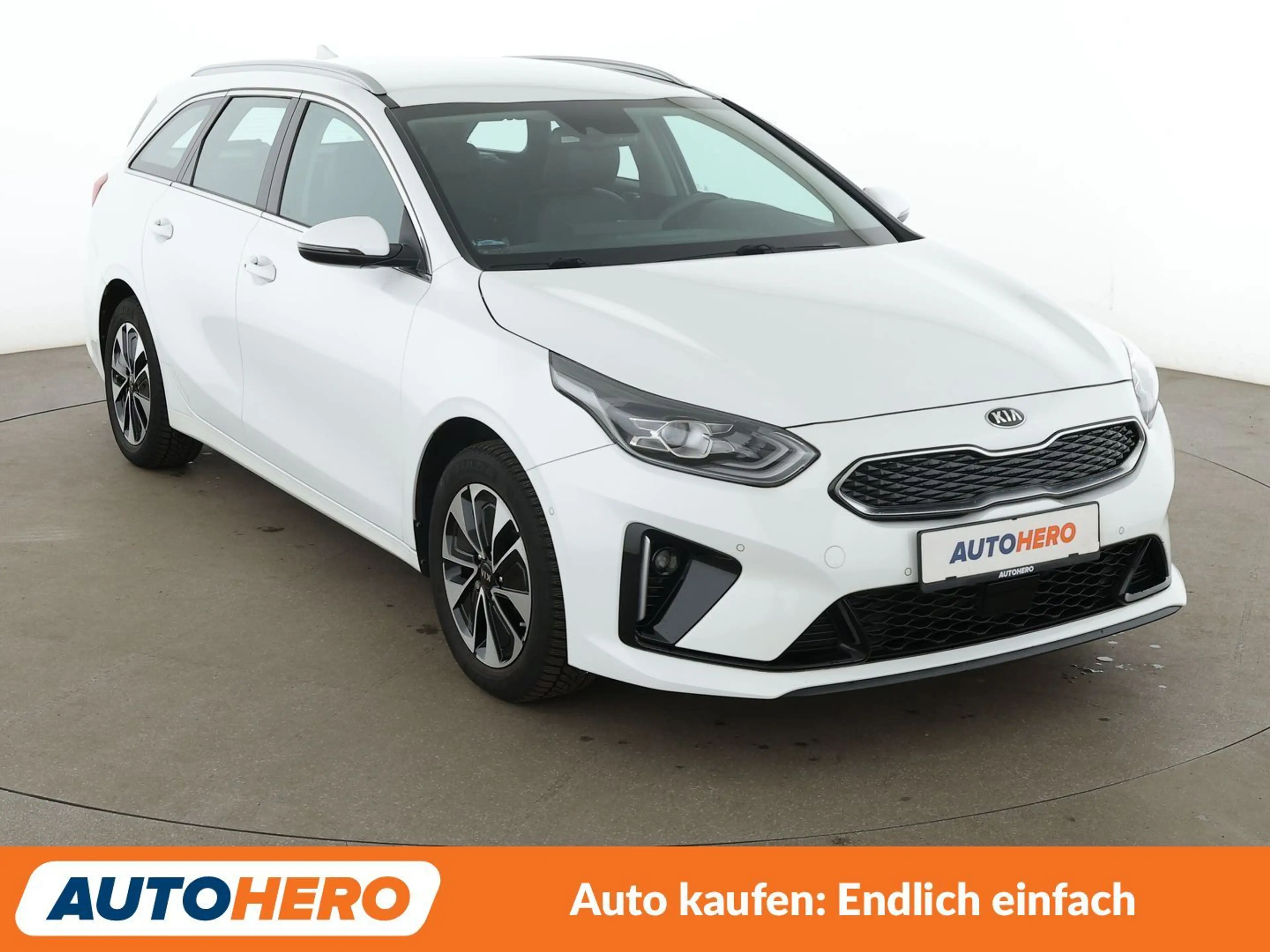 Kia Ceed / cee'd 1.6 Plug-in Hybrid Spirit Aut.*NAVI*LED*ACC*CAM* — photo 8