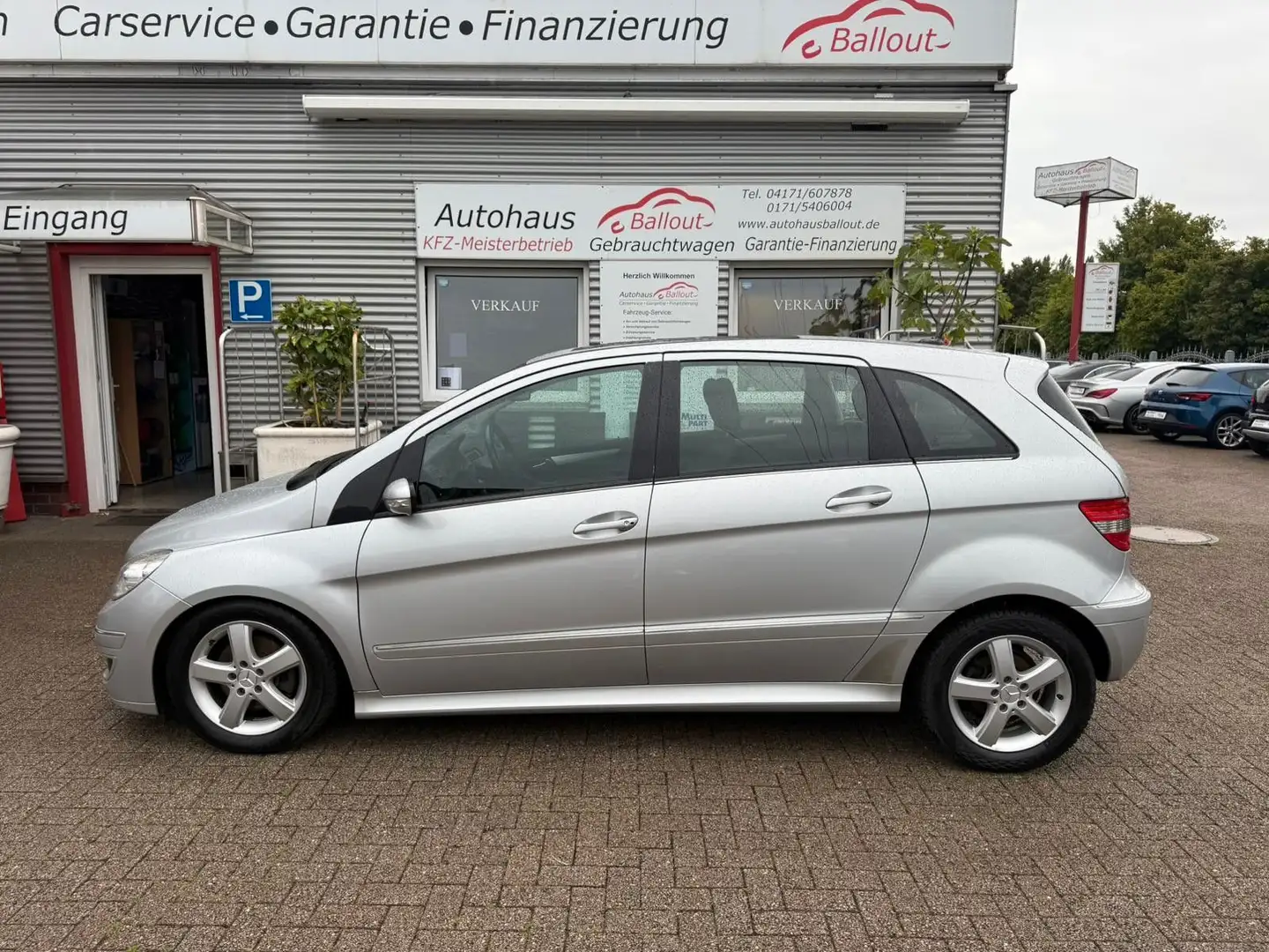 Mercedes-Benz B 200 CDI*3.HAND*KLIMA*LAMMELN-DACH*TEMPO*EURO 4 Silber - 1
